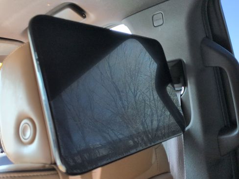 Certified 2023 Cadillac Escalade Sport w/ Touring Package image 24