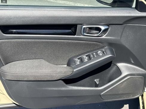 Used 2025 Honda Civic Sport image 18