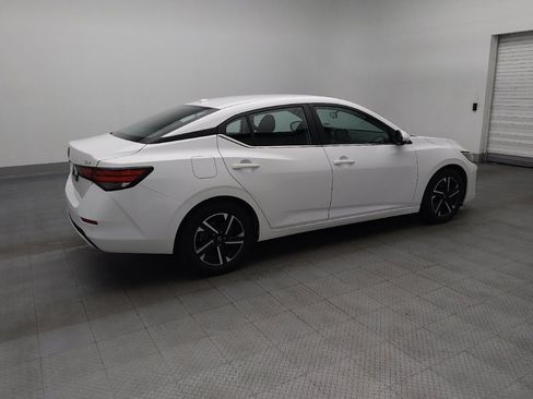 Used 2024 Nissan Sentra SV FWD image 10