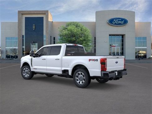 New 2026 Ford F250 Lariat w/ Lariat Ultimate Package image 4