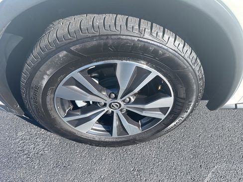 Used 2023 Nissan Murano SV image 8