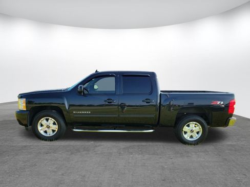 Used 2010 Chevrolet Silverado 1500 LT w/ Power Pack Plus RWD image 4