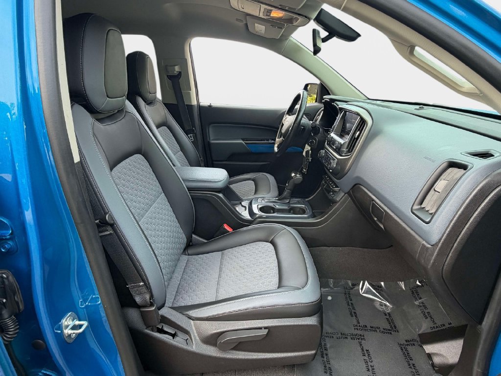 Used 2021 Chevrolet Colorado Z71 AWD/4WD image 9