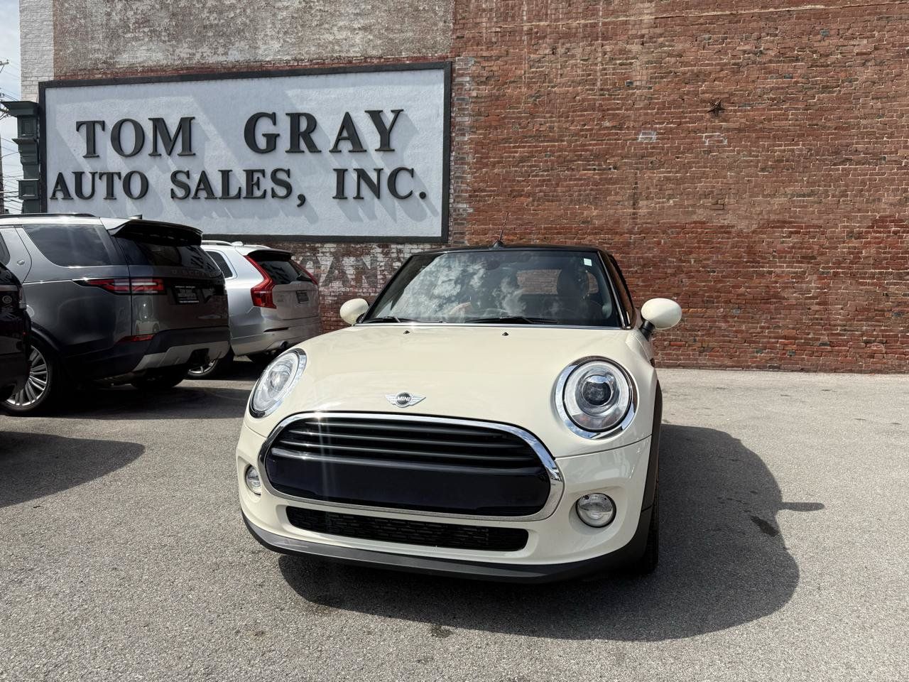 Used 2016 MINI Cooper Convertible FWD image 6