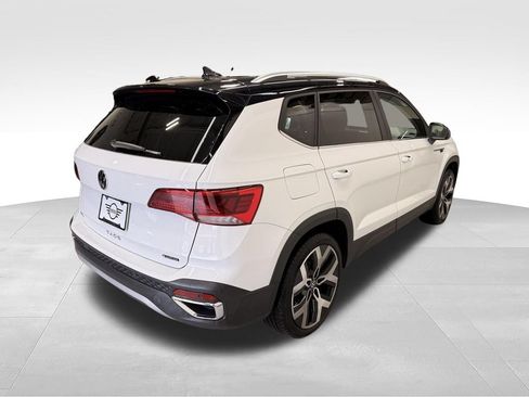 Used 2023 Volkswagen Taos SEL AWD/4WD image 6