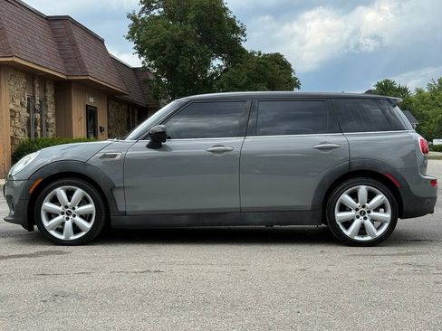 Used 2016 MINI Cooper Clubman FWD image 2