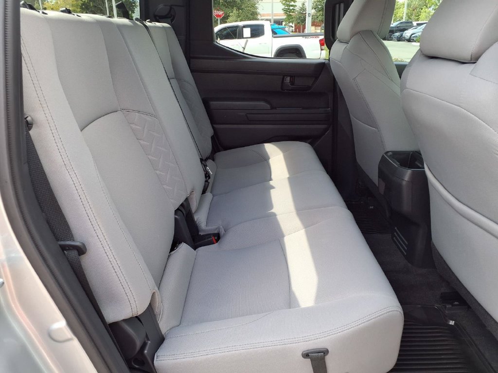Used 2024 Toyota Tacoma SR5 AWD/4WD image 17