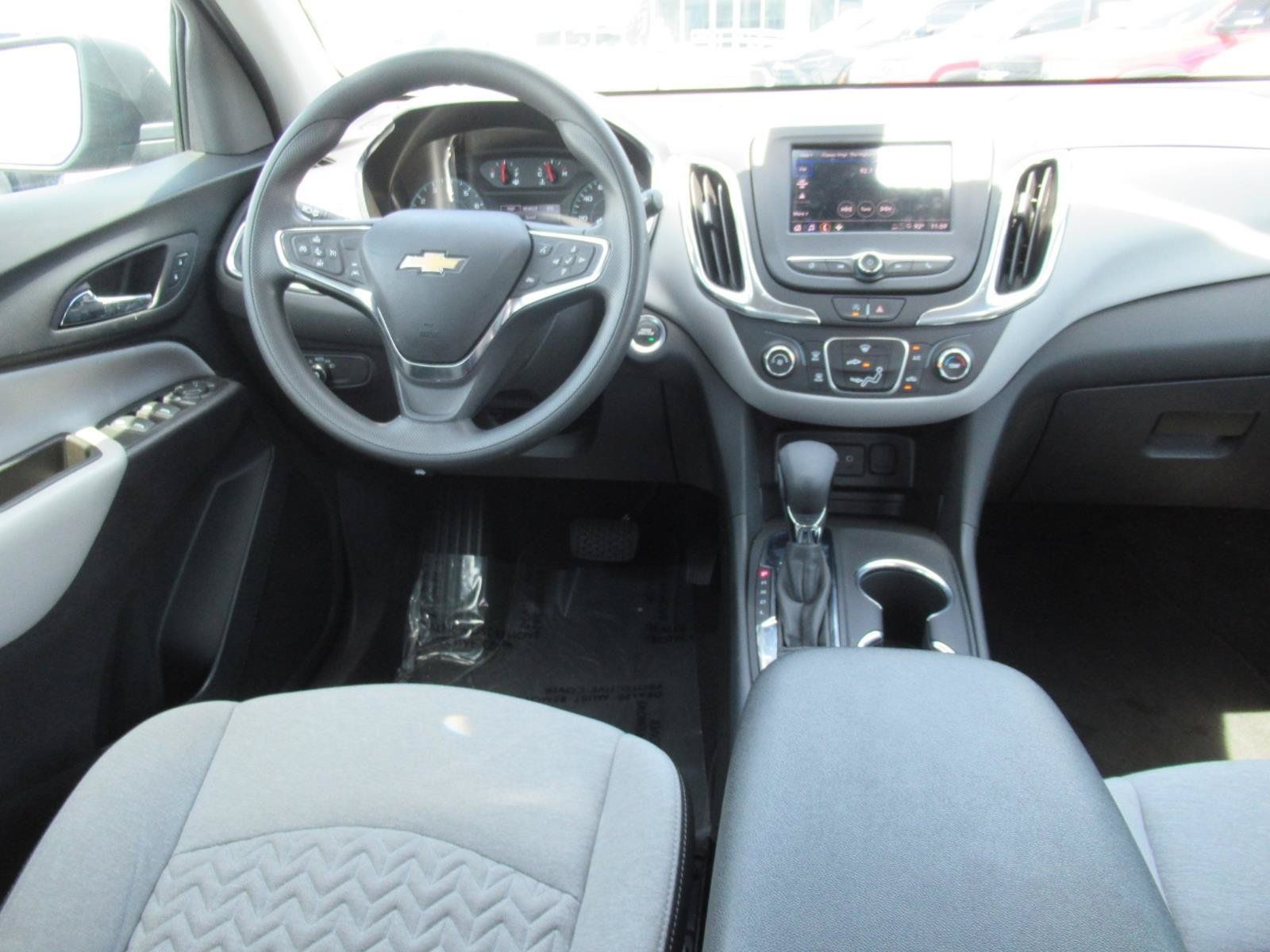 Used 2024 Chevrolet Equinox LS w/ Driver Confidence II Package FWD image 13