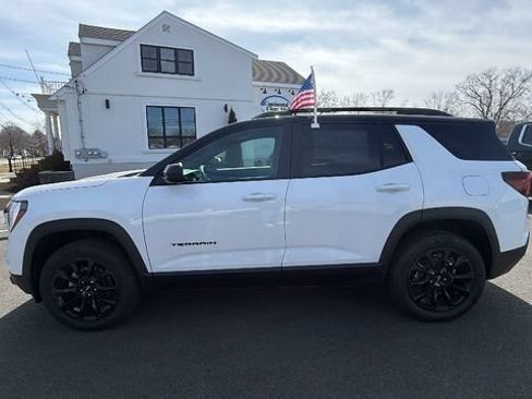 New 2026 GMC Terrain Elevation w/ Elevation Premium Package AWD/4WD image 4