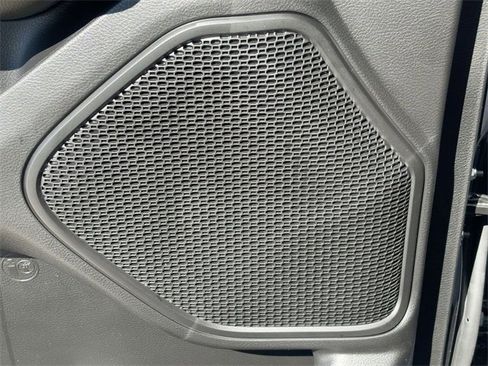 New 2026 RAM 1500 4x4 Crew Cab image 22