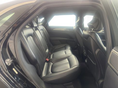 Used 2017 Lincoln MKZ Premiere image 11