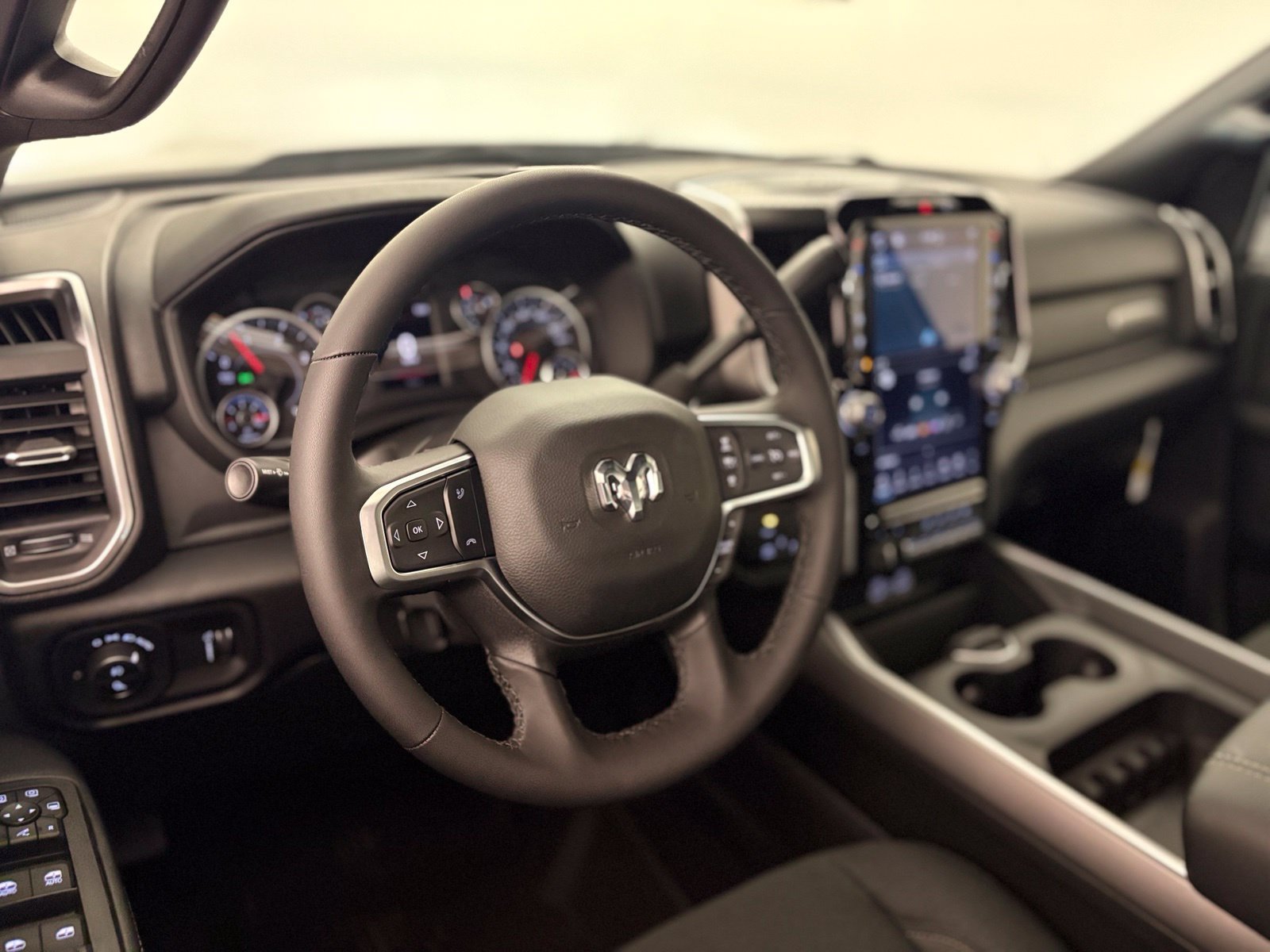 New 2027 RAM 3500 Big Horn AWD/4WD image 6