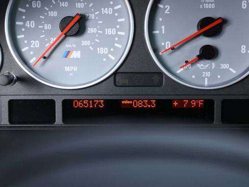 Used 2003 BMW M5 image 54