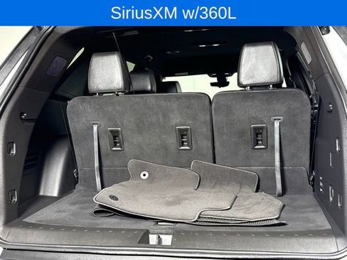 Used 2023 Chevrolet Traverse RS image 16