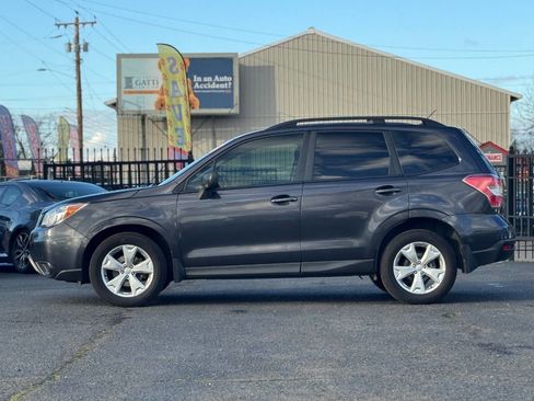 Used 2015 Subaru Forester 2.5i w/ Alloy Wheel Package image 18