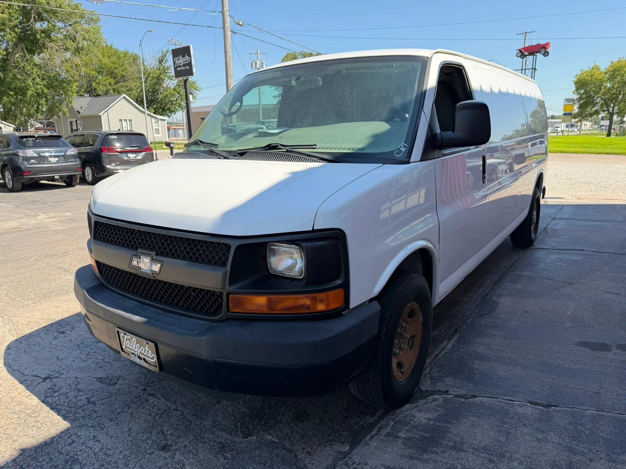 Used 2015 Chevrolet Express 3500 Extended RWD image 4
