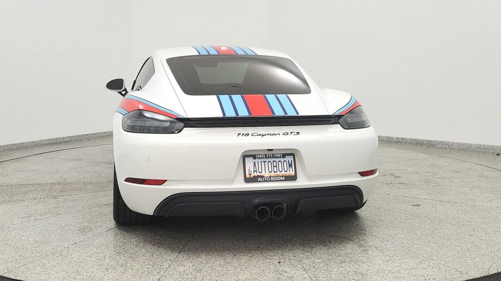 Used 2018 Porsche 718 Cayman GTS RWD image 4