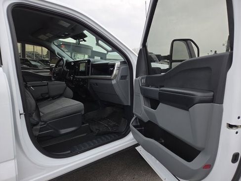 Used 2023 Ford F250 XL w/ STX Appearance Package AWD/4WD image 12