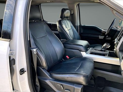 Used 2018 Ford F150 Lariat image 30