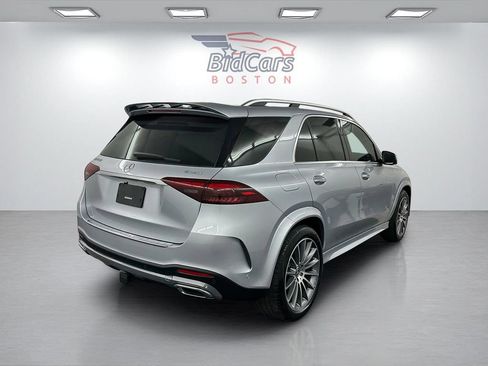 Used 2024 Mercedes-Benz GLE 450 4MATIC w/ AMG Line Exterior image 4