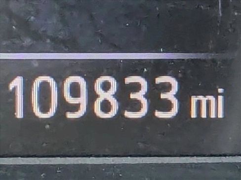 Used 2016 Toyota Tacoma SR5 image 10