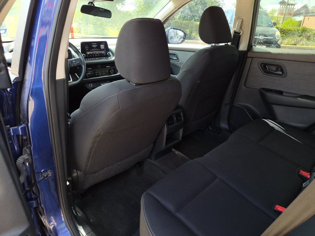 Certified 2023 Nissan Rogue S FWD image 9
