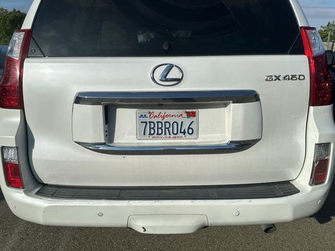 Used 2013 Lexus GX 460 w/ Convenience Pkg AWD/4WD image 16