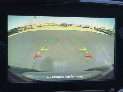 Certified 2024 Nissan Frontier SL image 8