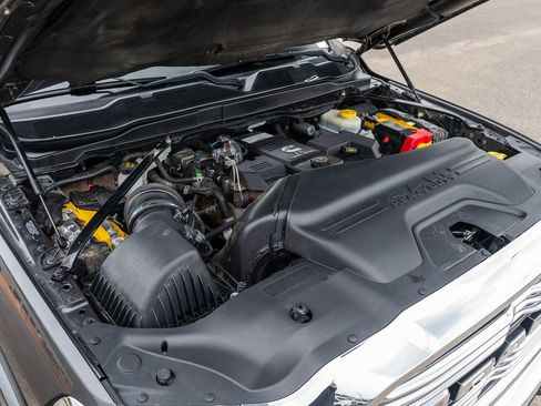 Used 2020 RAM 2500 Laramie image 28