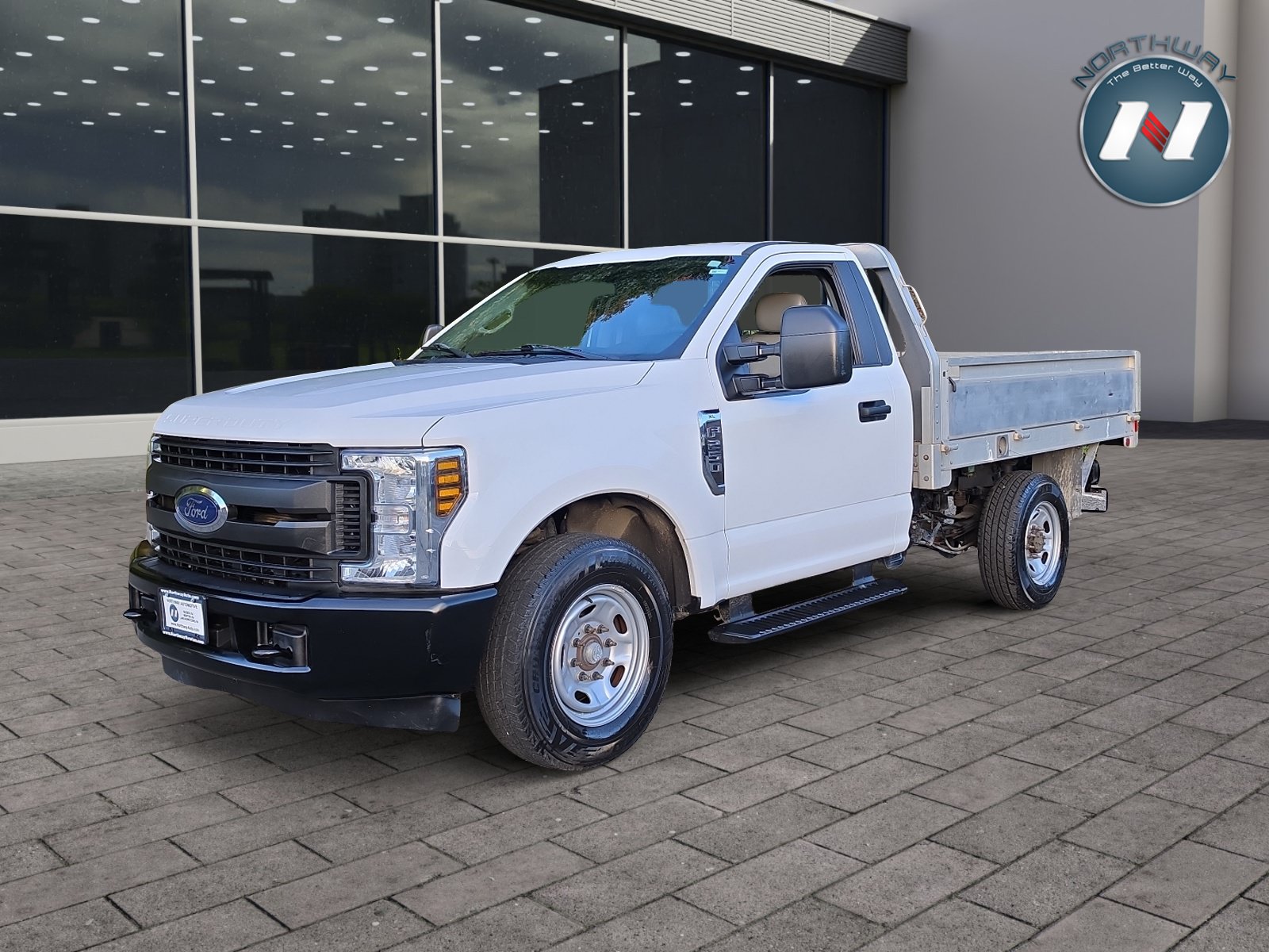 Used 2019 Ford F250 XL RWD image 1