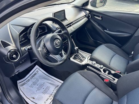 Used 2018 Toyota Yaris iA FWD image 16