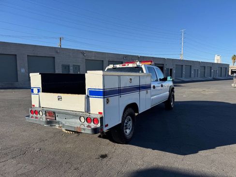 Used 2005 Chevrolet Silverado 2500 4x4 Crew Cab image 9