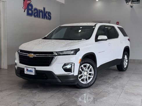 Certified 2023 Chevrolet Traverse LS w/ Safety Package AWD/4WD image 2