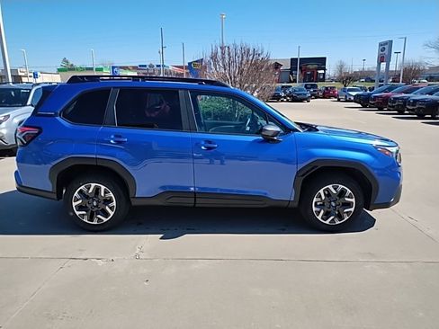 Used 2026 Subaru Forester Premium image 7