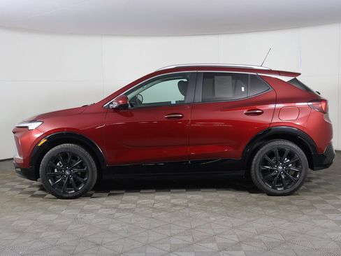 Used 2024 Buick Encore GX Sport Touring w/ Experience Buick Package image 18