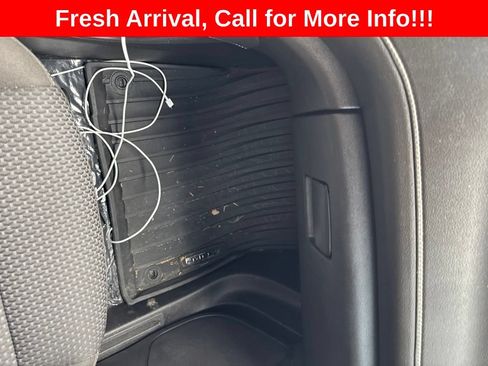 Used 2023 GMC Acadia SLE w/ Driver Convenience Package AWD/4WD image 23