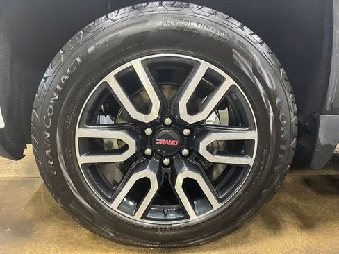 Used 2023 GMC Sierra 1500 AT4 w/ AT4 Premium Package AWD/4WD image 29