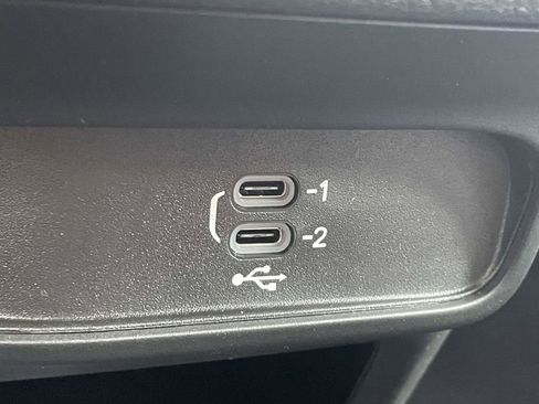 New 2026 Chrysler Pacifica Select image 37