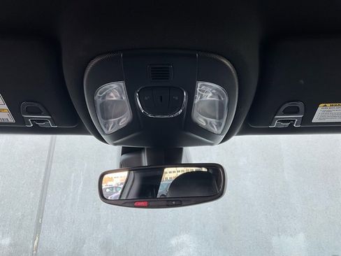 Used 2025 Jeep Compass Trailhawk image 15