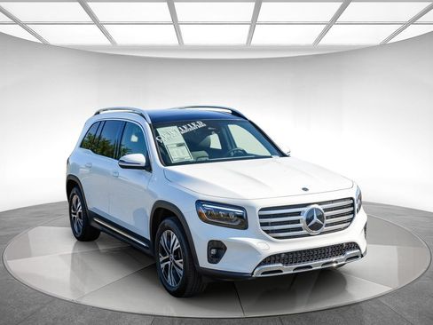 Certified 2026 Mercedes-Benz GLB 250 4MATIC image 5