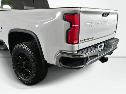 Used 2024 Chevrolet Silverado 3500 LTZ w/ LTZ Plus Package AWD/4WD image 15