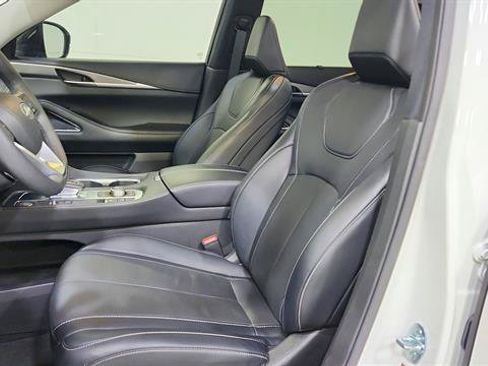 Used 2023 INFINITI QX60 Luxe w/ Vision Package AWD/4WD image 11