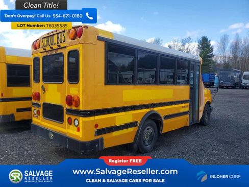 Used 2014 Chevrolet Express 3500 w/ School Bus Package RWD image 5