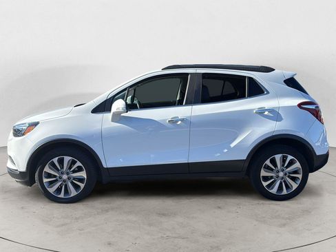 Used 2019 Buick Encore Preferred image 3