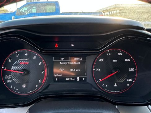 Used 2024 Chevrolet Trax RS w/ Sunroof Package FWD image 13