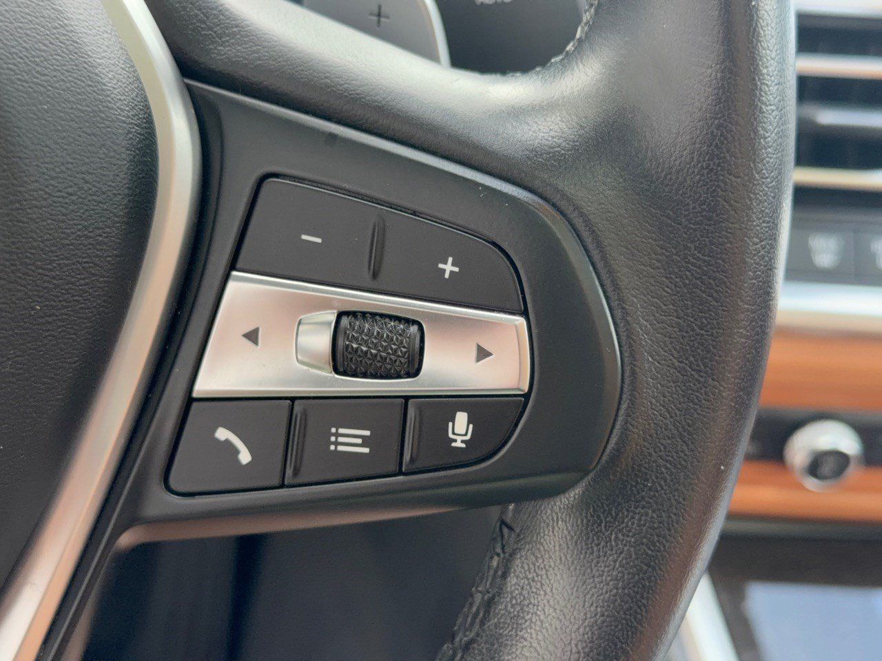 Used 2020 BMW 330i Sedan RWD image 19