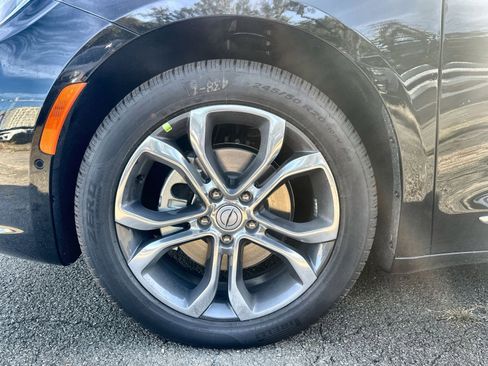 New 2026 Chrysler Pacifica Pinnacle image 12