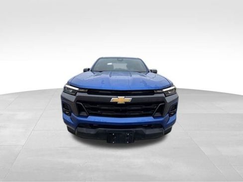 Certified 2023 Chevrolet Colorado LT w/ LT Convenience Package III image 2