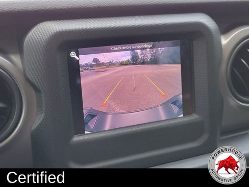 Used 2022 Jeep Gladiator Sport image 25