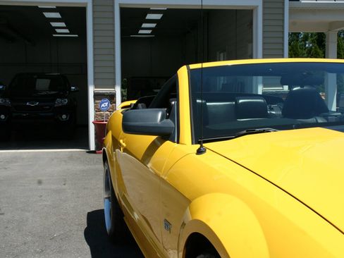 Used 2006 Ford Mustang GT Premium RWD image 29